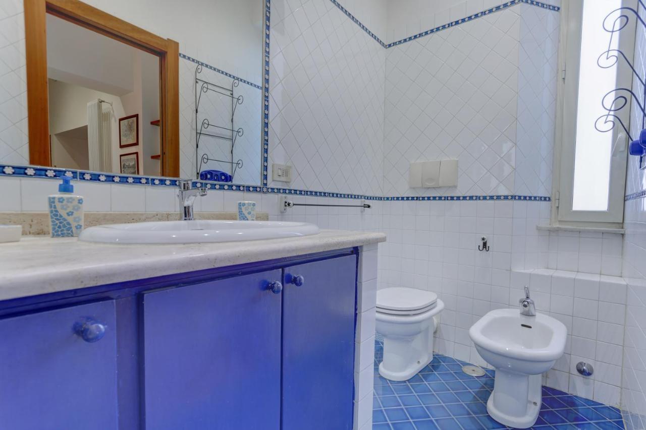Colosseo Residenza Sette Sale Рим Екстериор снимка