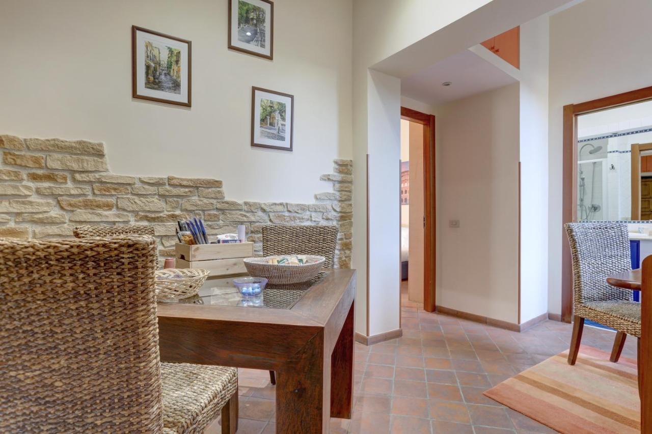 Colosseo Residenza Sette Sale Рим Екстериор снимка