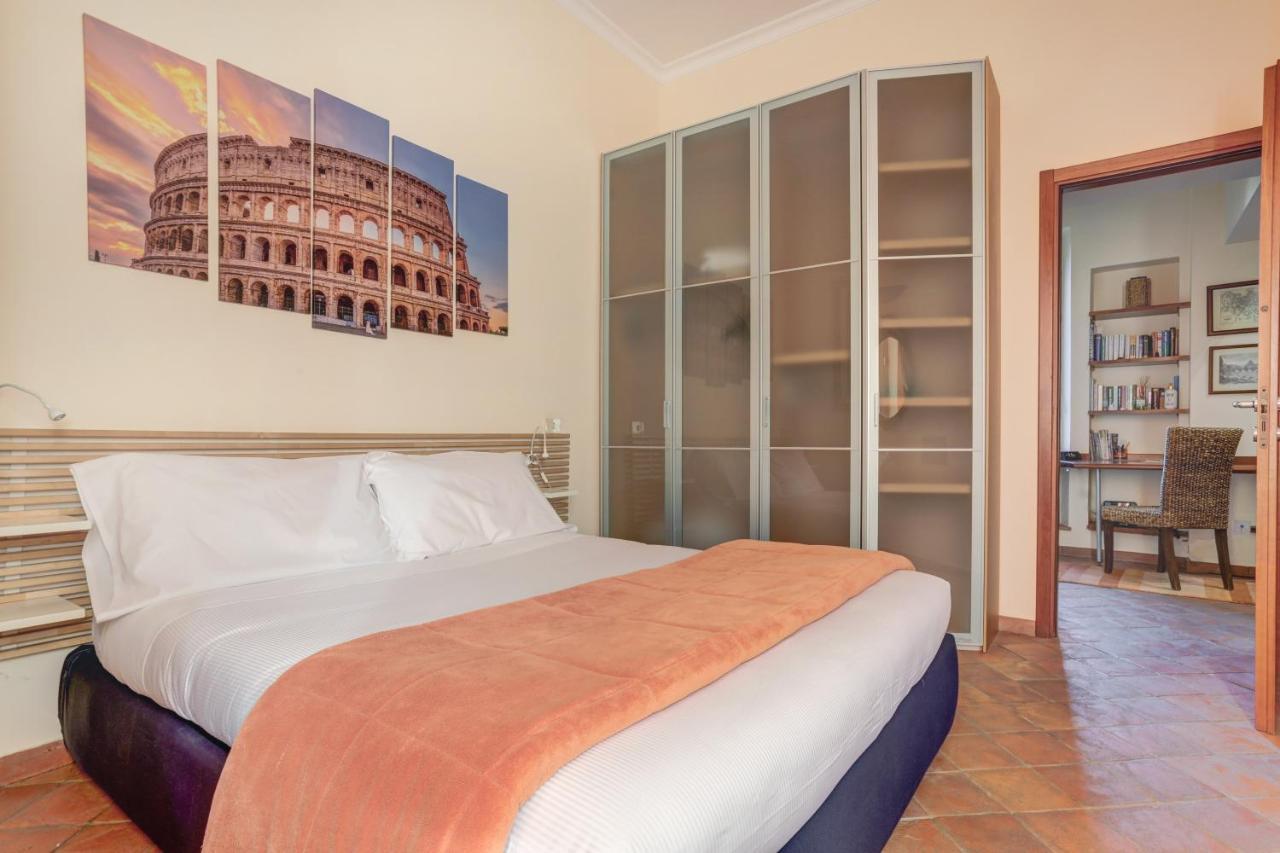 Colosseo Residenza Sette Sale Рим Екстериор снимка