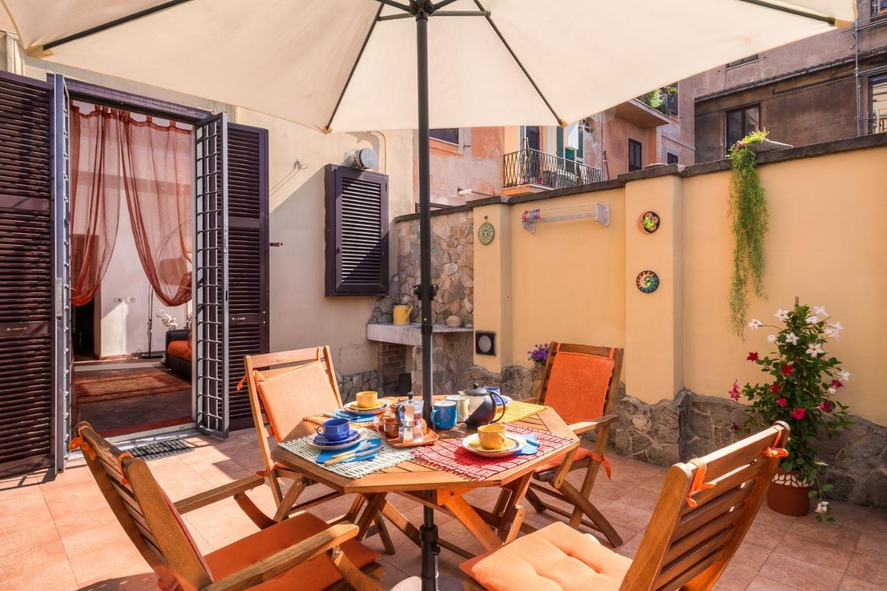 Colosseo Residenza Sette Sale Рим Екстериор снимка